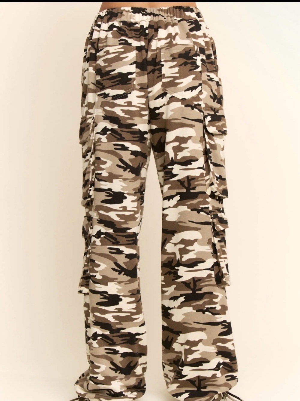 DAVI & DANI Brown Cream Camo French Terry Cargo Adjustable Ankle Hem Pants NWT - Picture 3 of 7